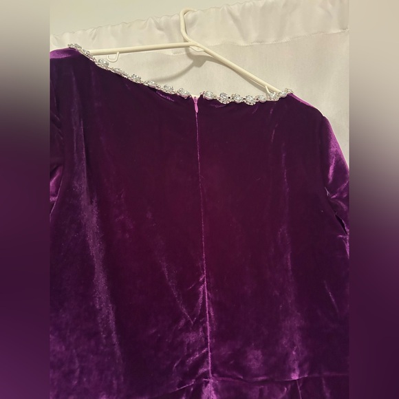Purple Velvet Dress with Rhinestone Neckline. New no tags. - Picture 4 of 4
